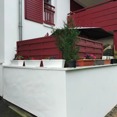 Apartment Studio- Tres Calme - Proche Bidart Et Guetary 
